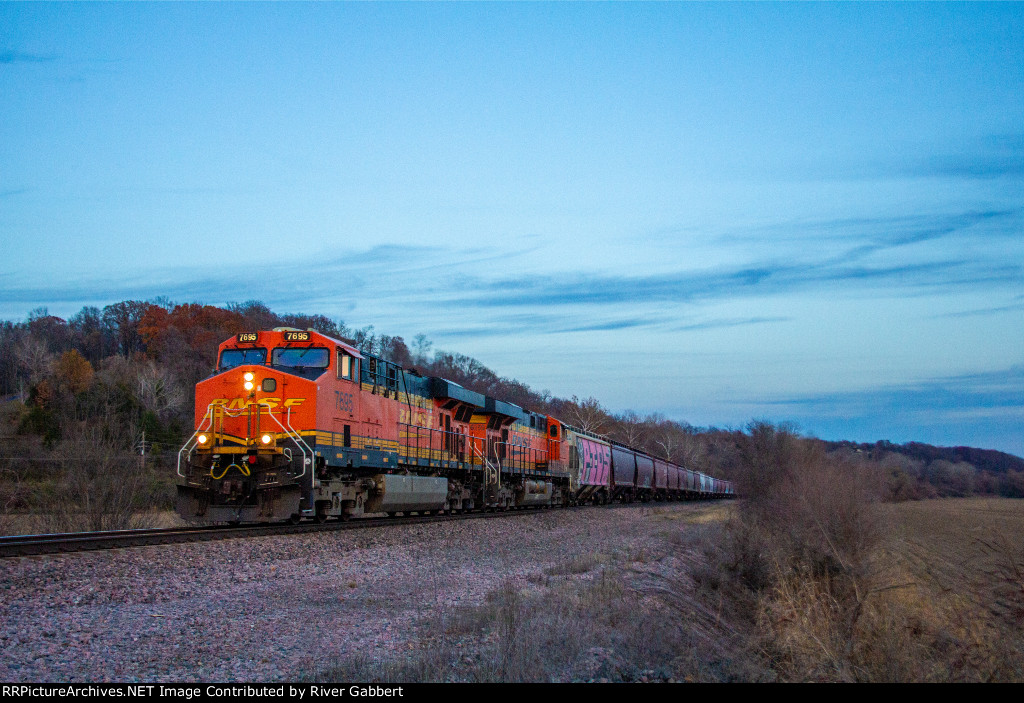 BNSF 7695